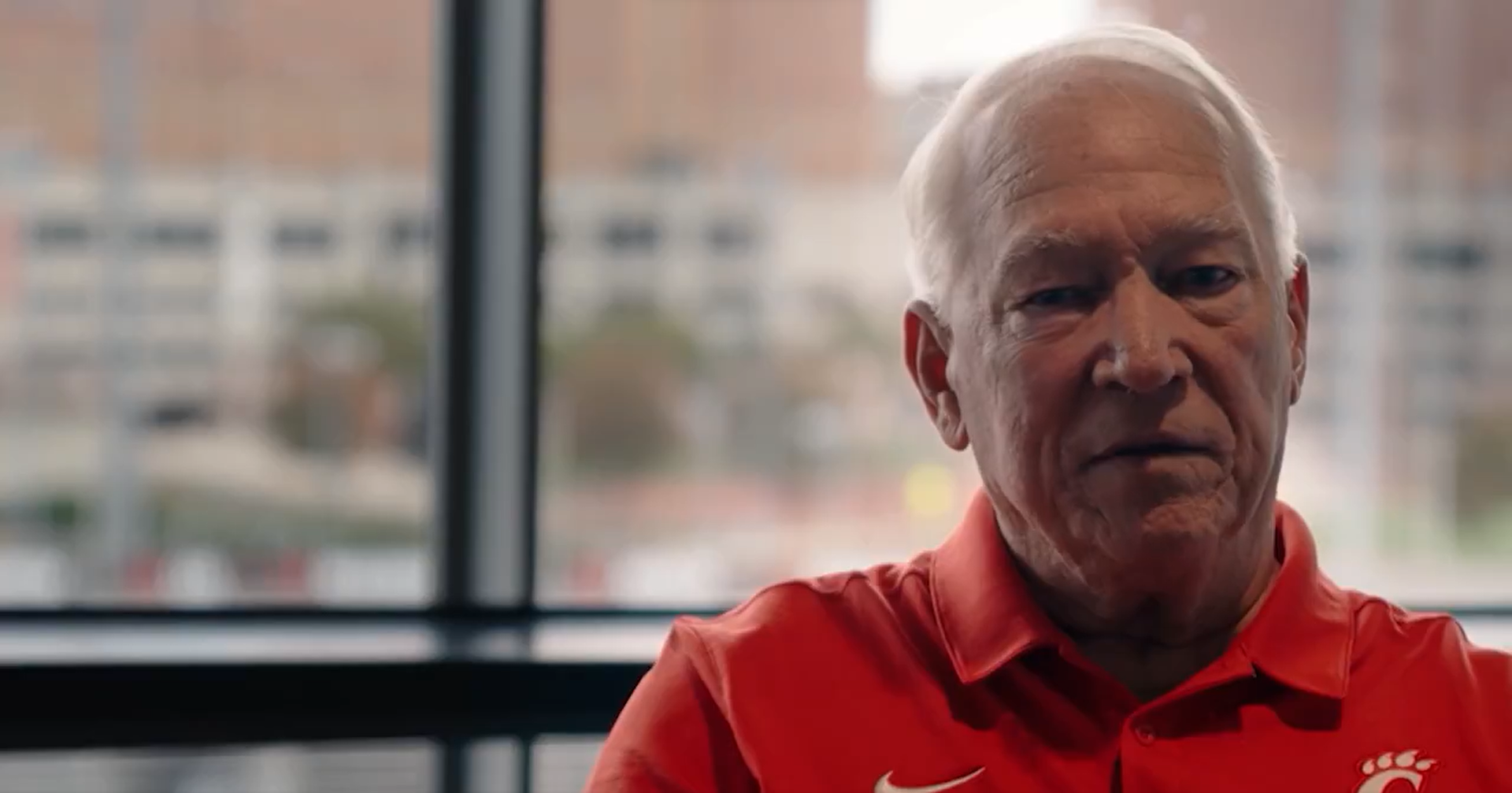 Longtime Cincinnati Bearcats radio analyst Jim Kelly Jr. dead at 71