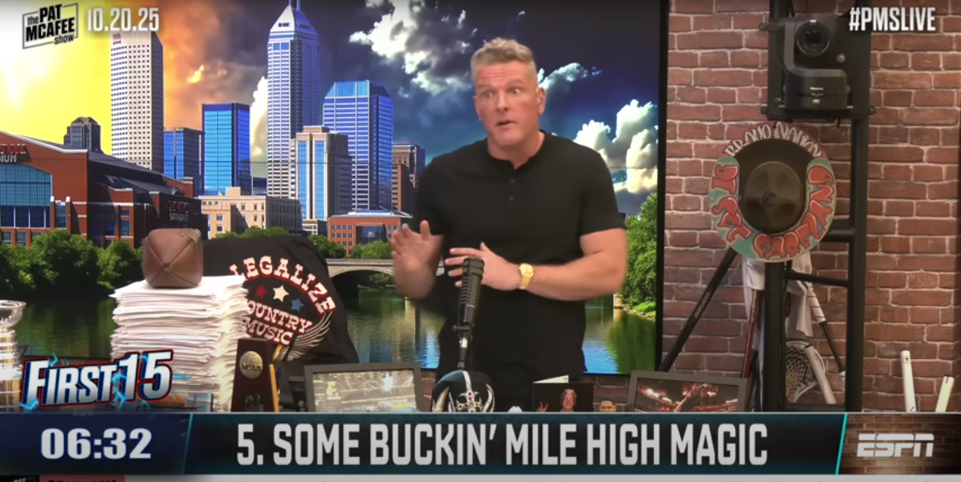 Pat McAfee hints at issues with ‘GameDay’ producers: ‘Old white people and old ESPN people’ hate me