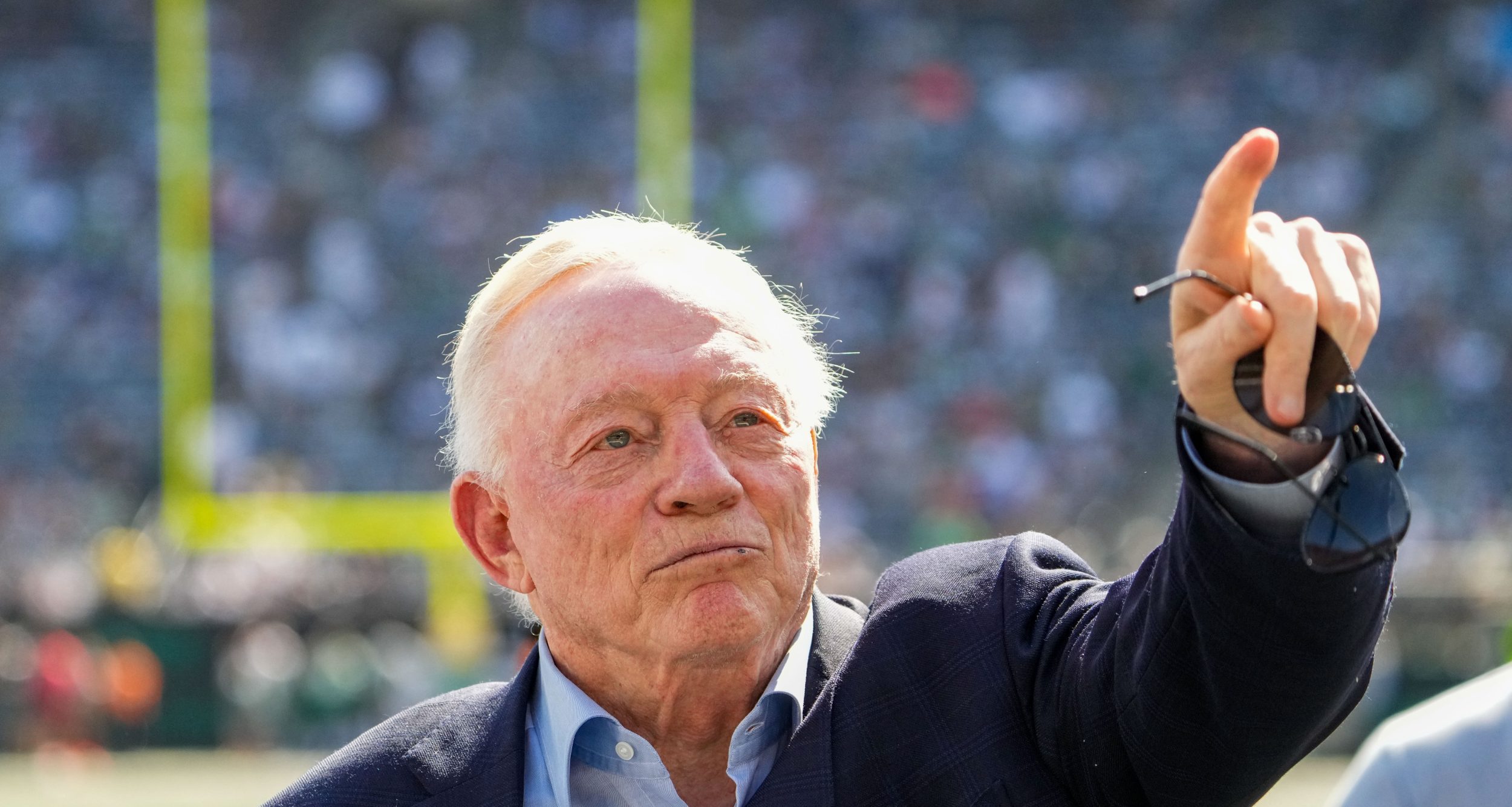 Jerry Jones skips postgame media session after Panthers loss