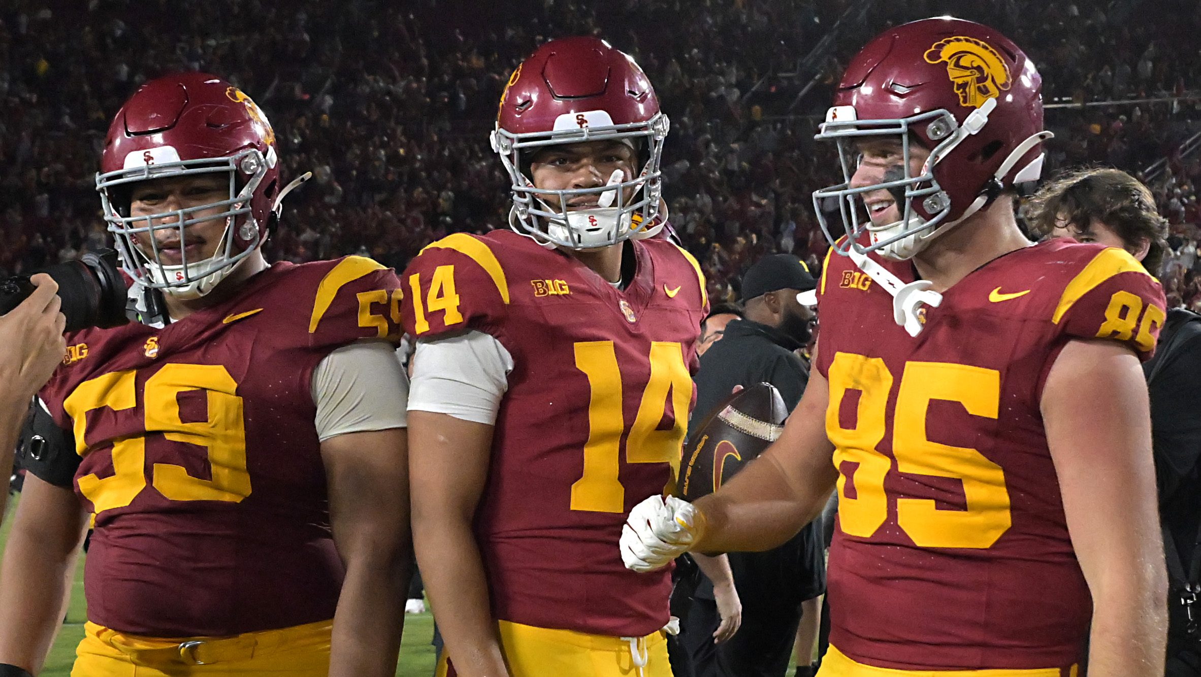 Kirk Herbstreit believes AP voters have trust issues with USC and Lincoln Riley
