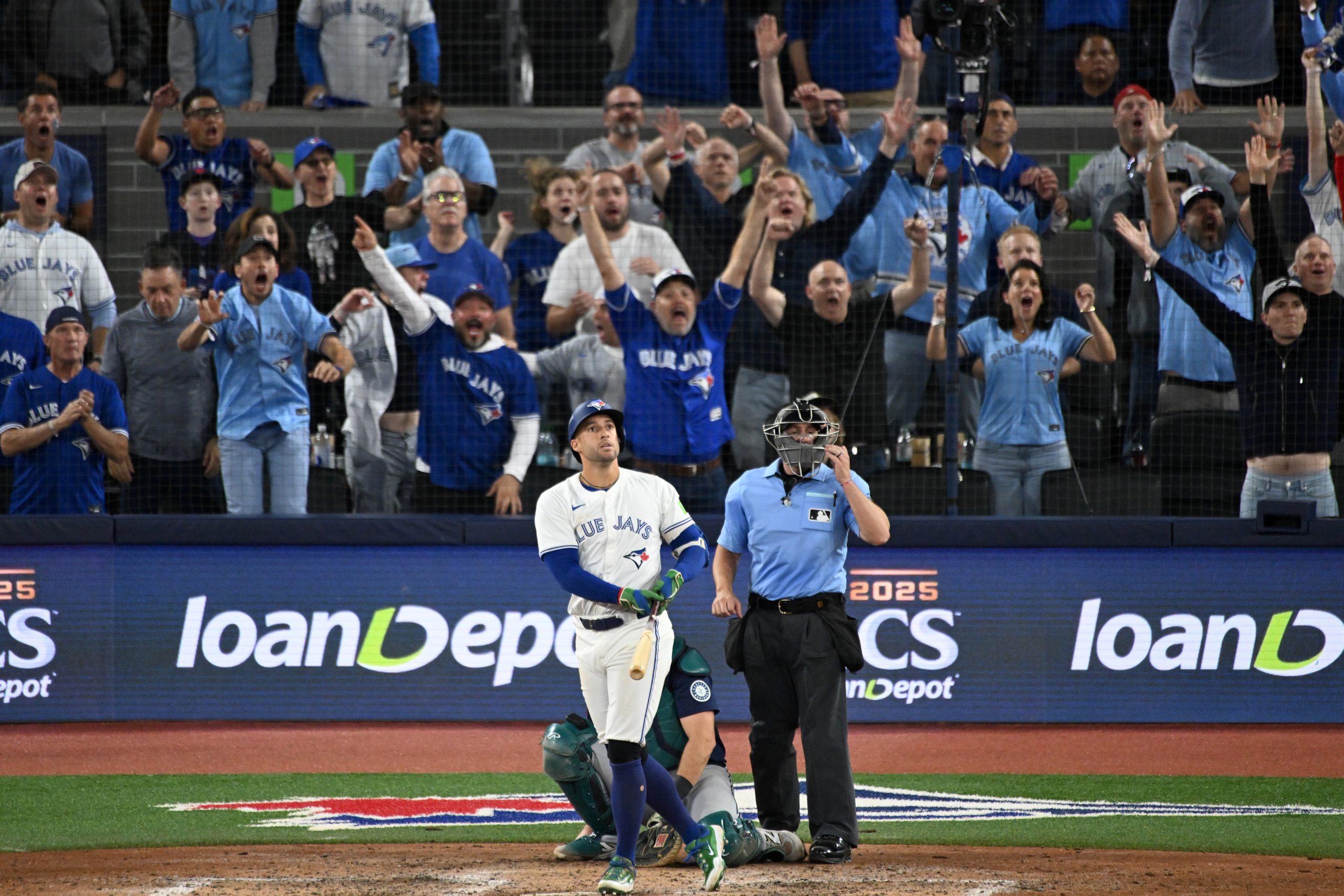 Blue Jays-Mariners ALCS Game 7 draws big audience for Fox