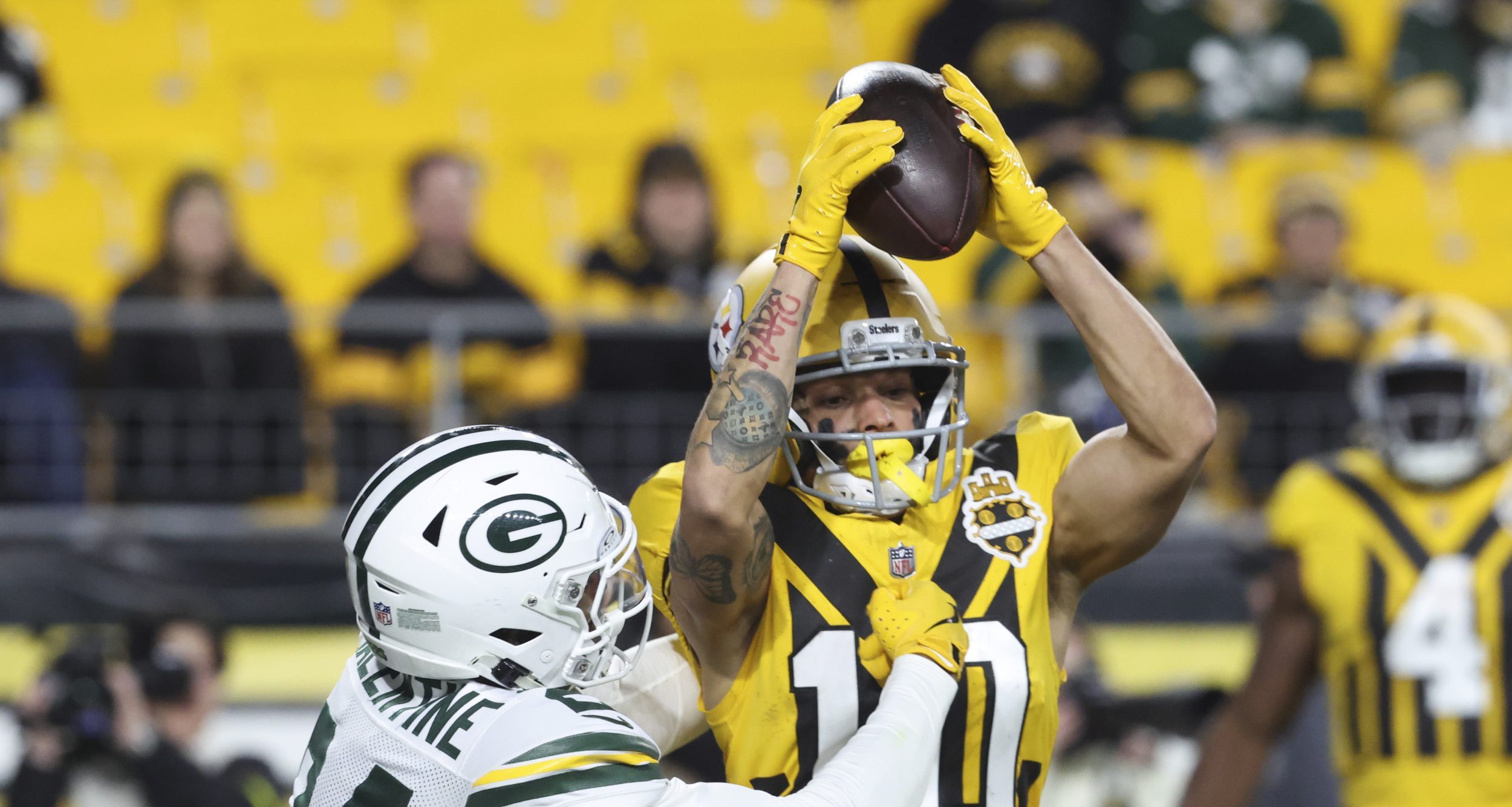 Cris Collinsworth shares concerns about how replay assist works