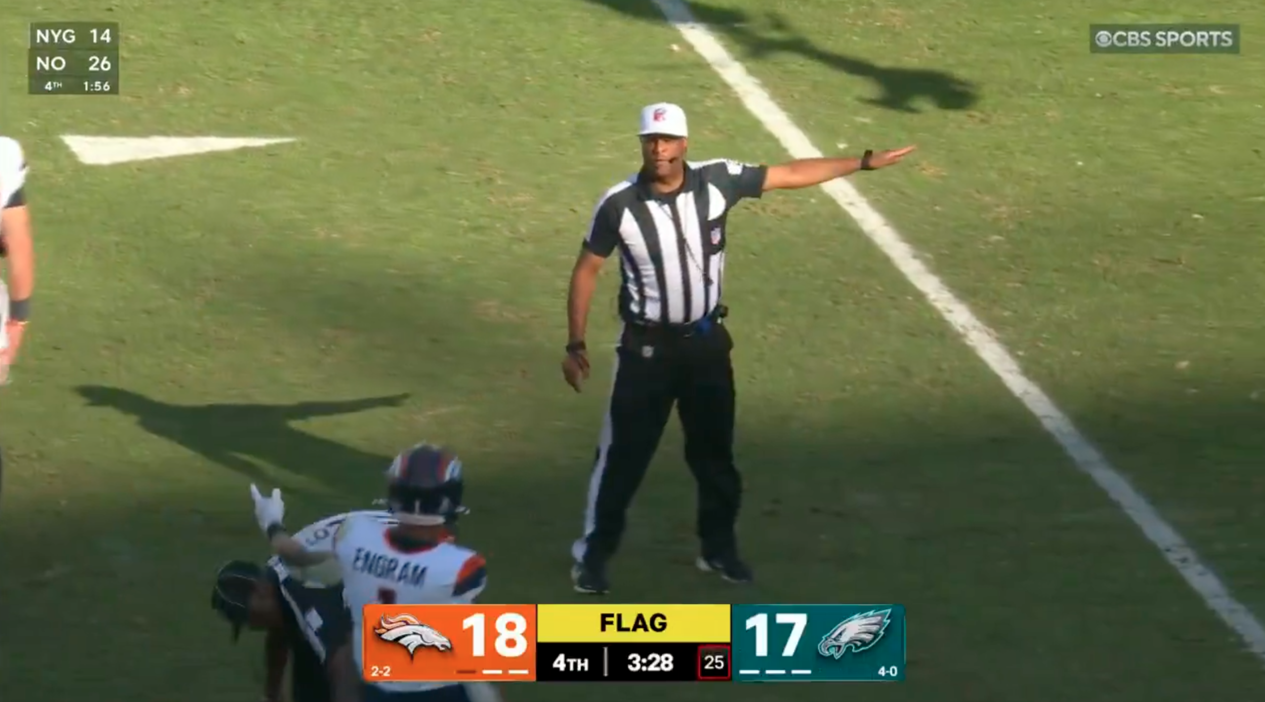 Tony Romo nails officiating crew on 2 key plays late in Broncos’ comeback win over Philadelphia