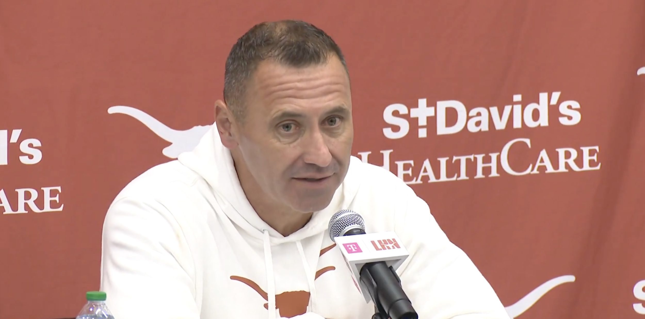 Steve Sarkisian calls out reporter for picking Texas A&M in postgame presser