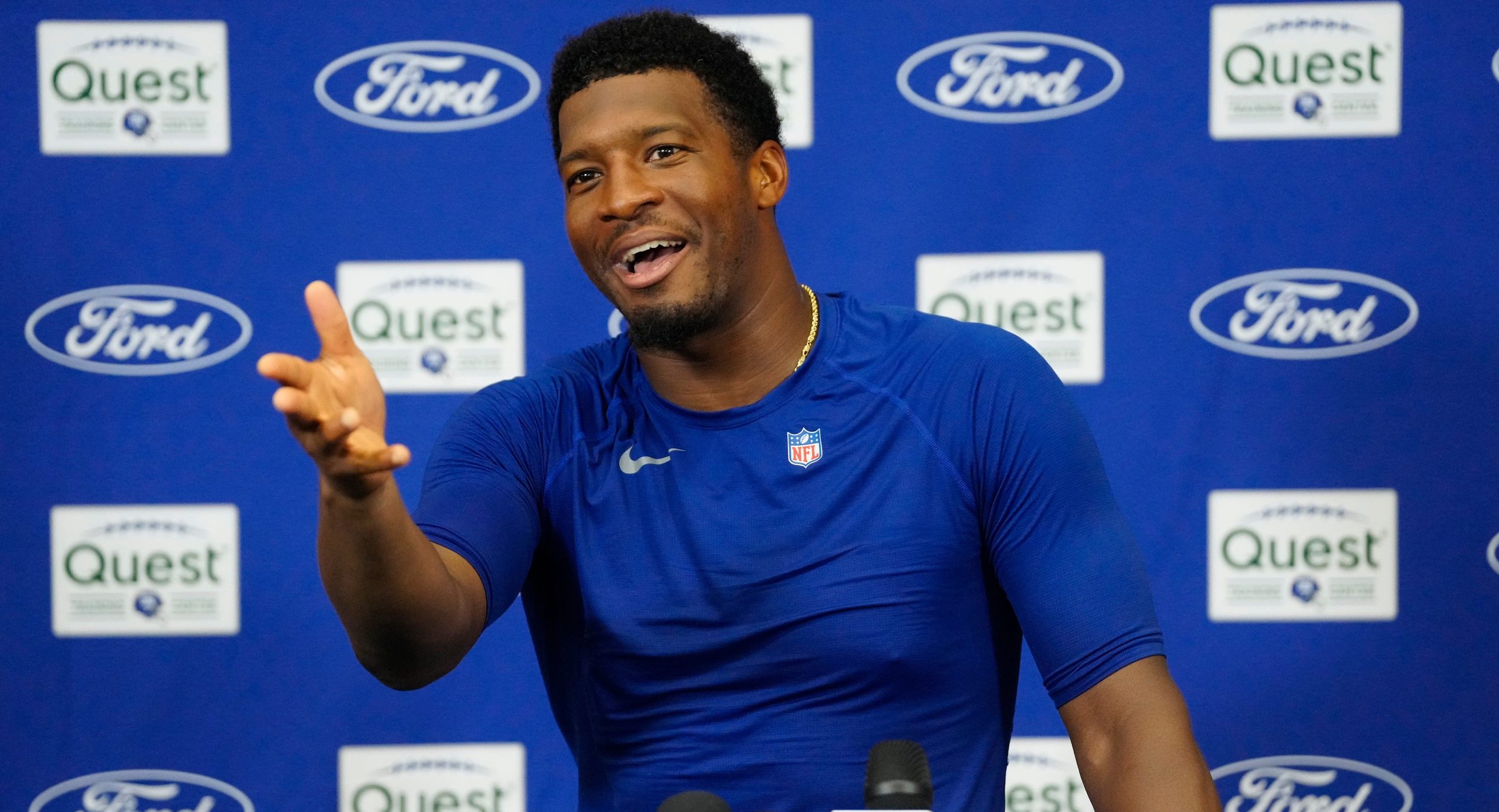 Jameis Winston thanks beat reporters for helping NFL players get richer