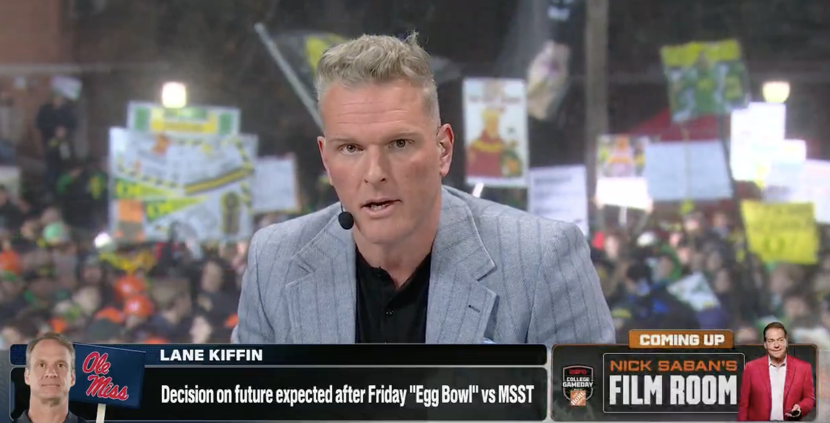 Pat McAfee pleads with Lane Kiffin to stay at Ole Miss