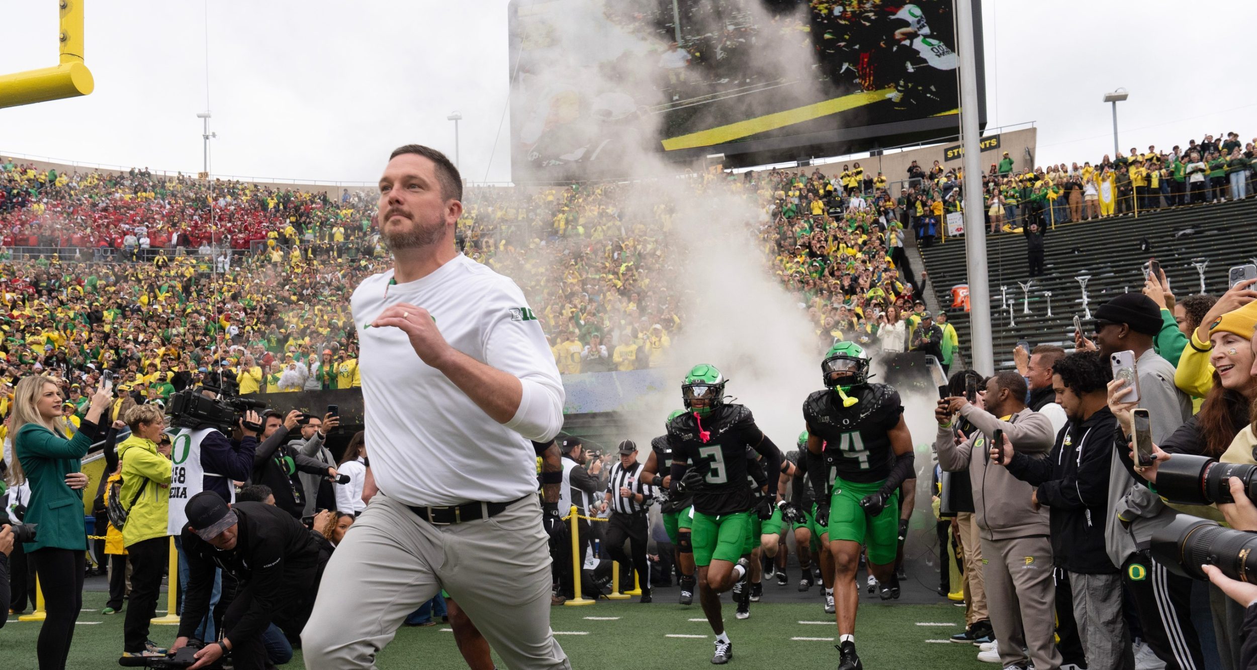 Dan Lanning Critiques CFP Format Amid Oregon's Playoff Success