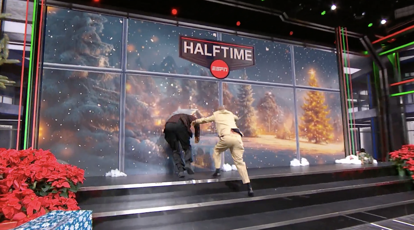 Shaquille O'Neal Inside the NBA wall