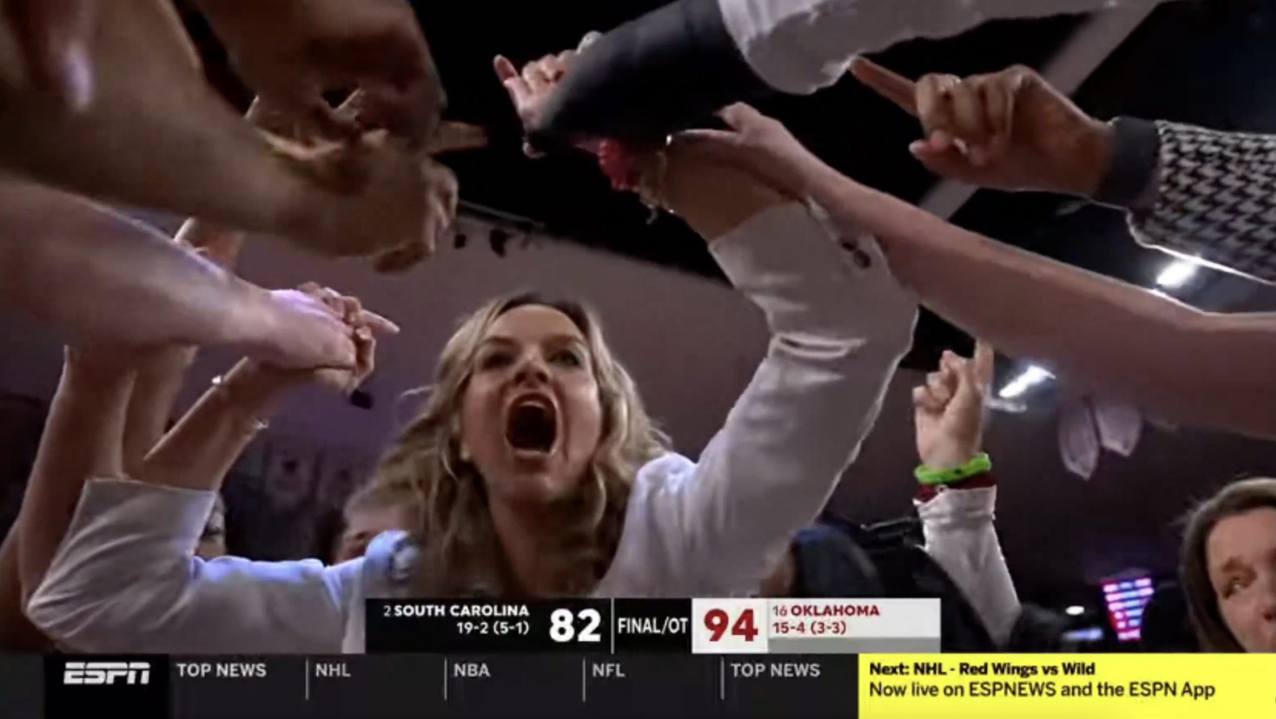 Oklahoma HC Jennie Baranczyk lets celebratory F-bombs fly in postgame huddle shown on ESPN