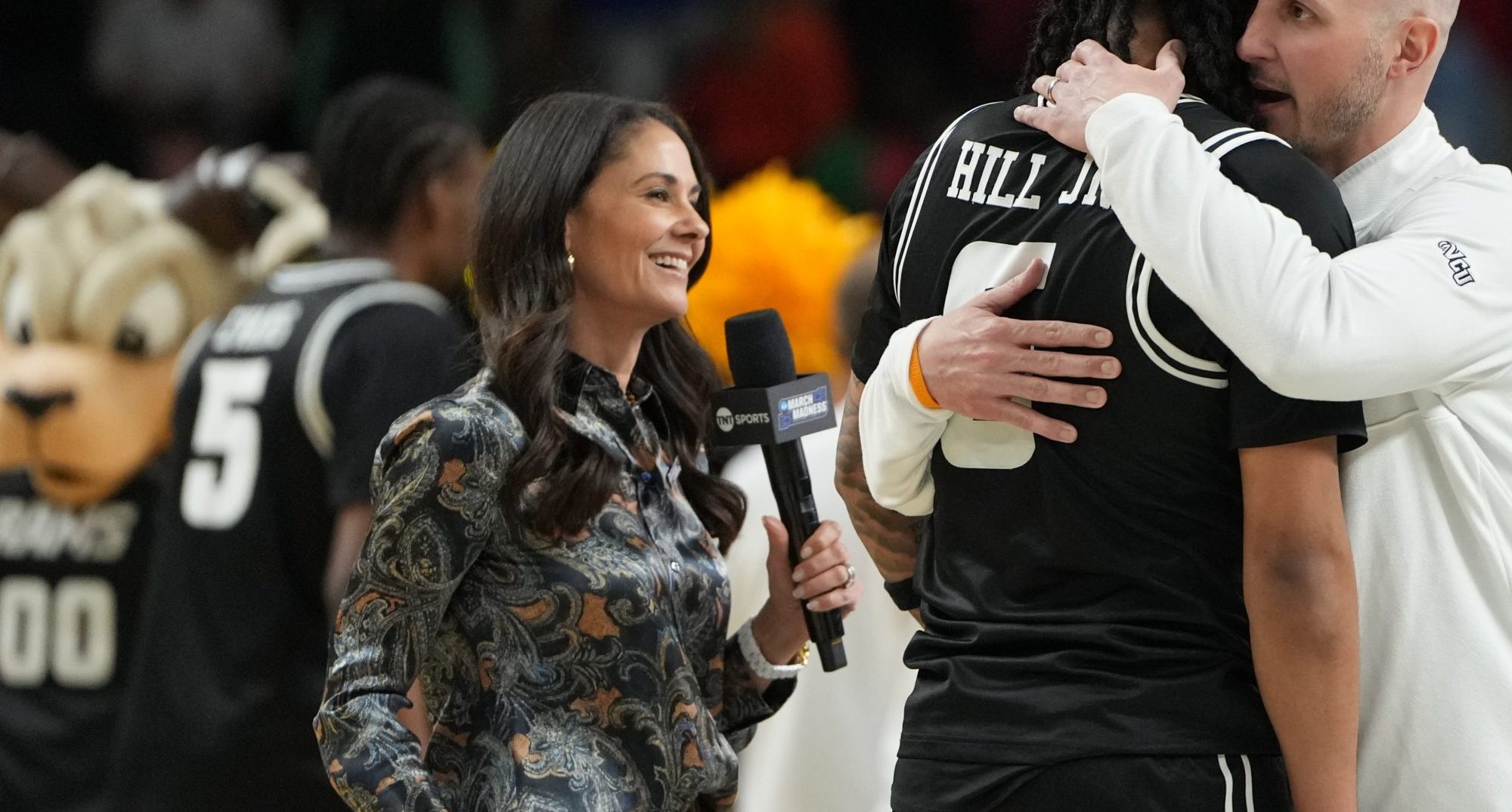 Tracy Wolfson on star-studded East Regional, sideline reporters having a moment, and Bill Raftery’s fabled nightcaps