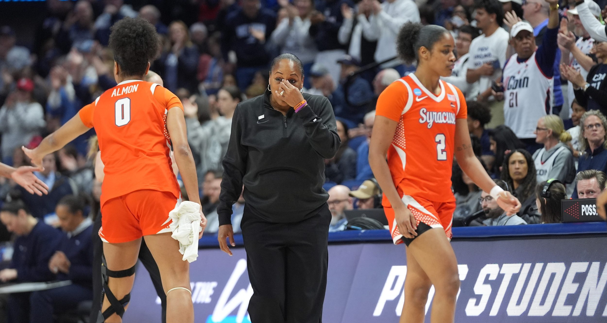 Syracuse Orange head coach Felisha Legette-Jack at a break with forwards Aurora Almon (0) and Journey Thompson (2) during the first half of the second round game of the women’s 2026 NCAA Tournament at Harry A. Gampel Pavilion.