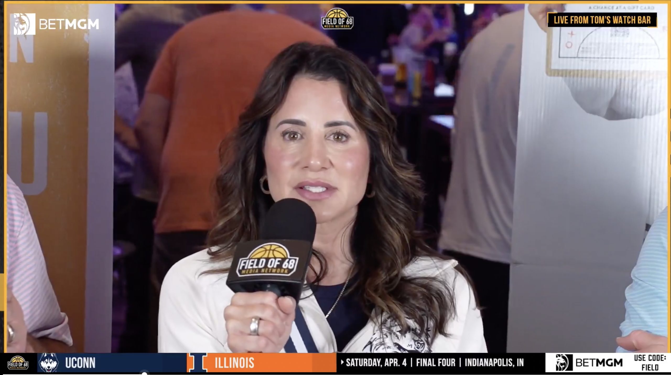 Dan Hurley's wife, Andrea, calls out St. John's fans for 'crappy' move