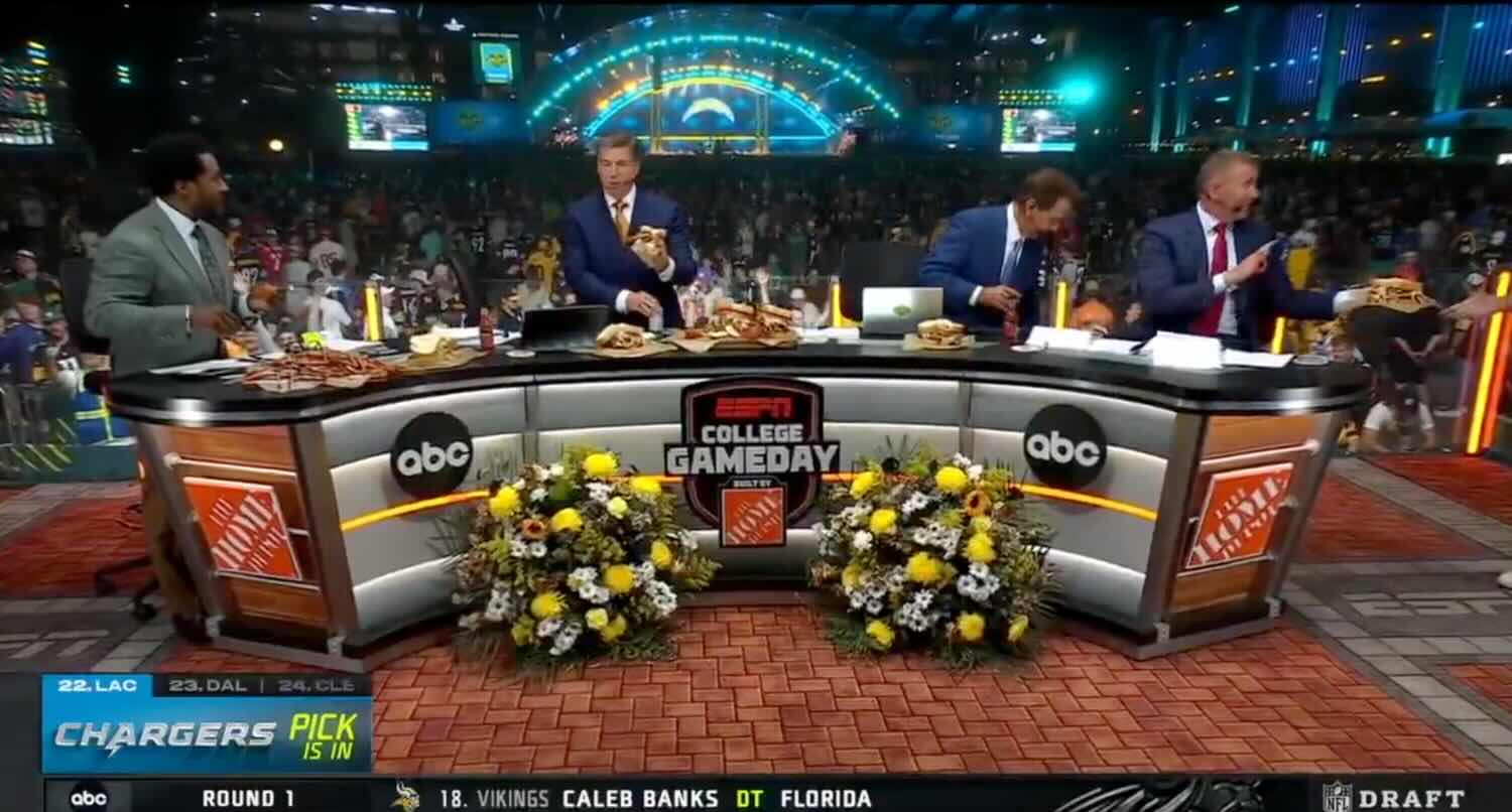 Kirk Herbstreit wanted nothing to do with his Primanti Bros. sandwich during NFL Draft