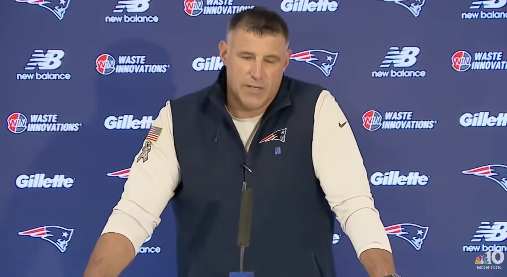 Mike Vrabel gives a lesson in escaping accountability