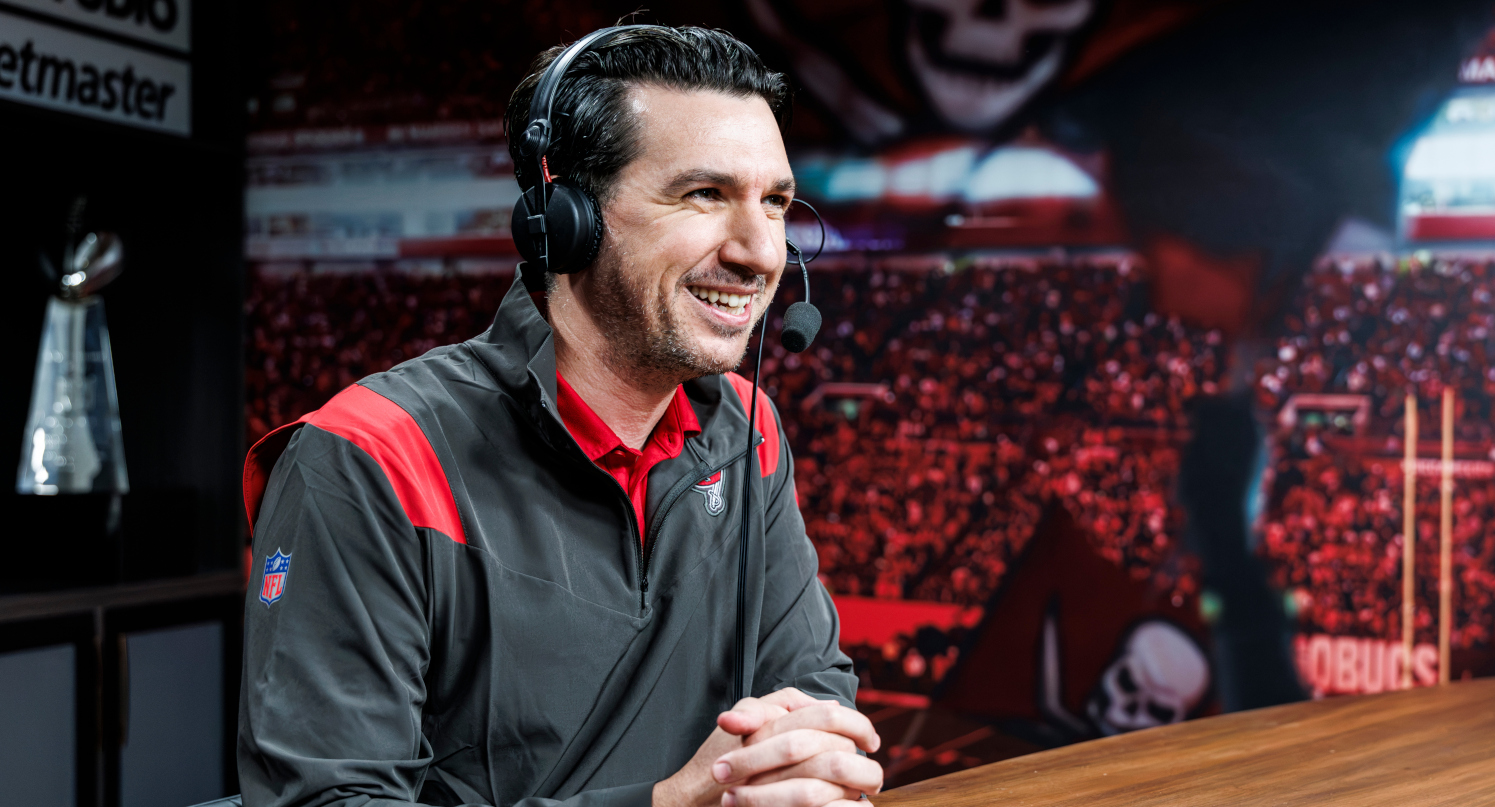 Tony Castricone discusses replacing Gene Deckerhoff in Buccaneers radio booth