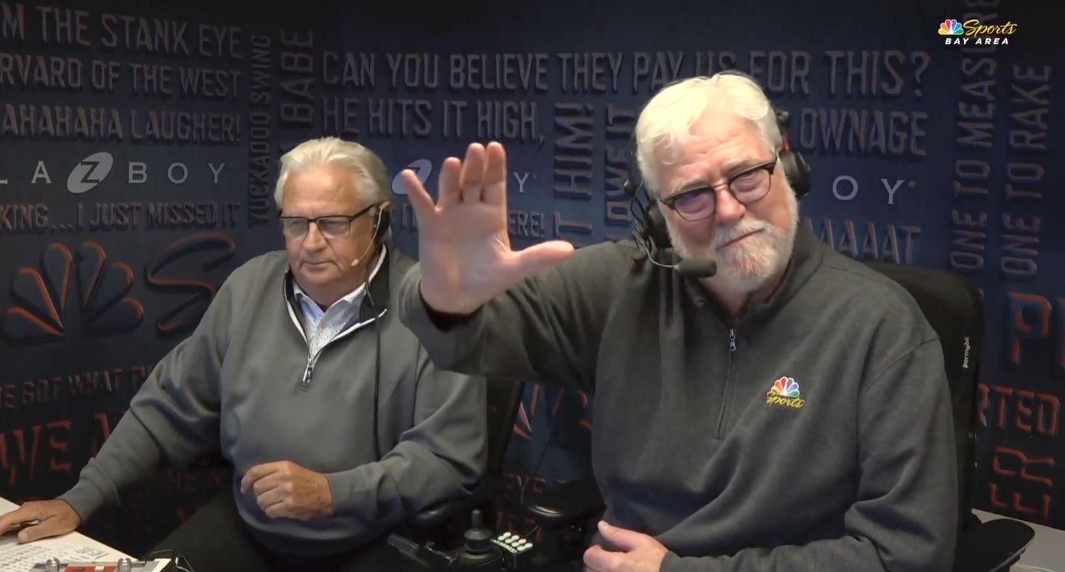 Giants give Mike Krukow special Oracle Park tribute following retirement announcement