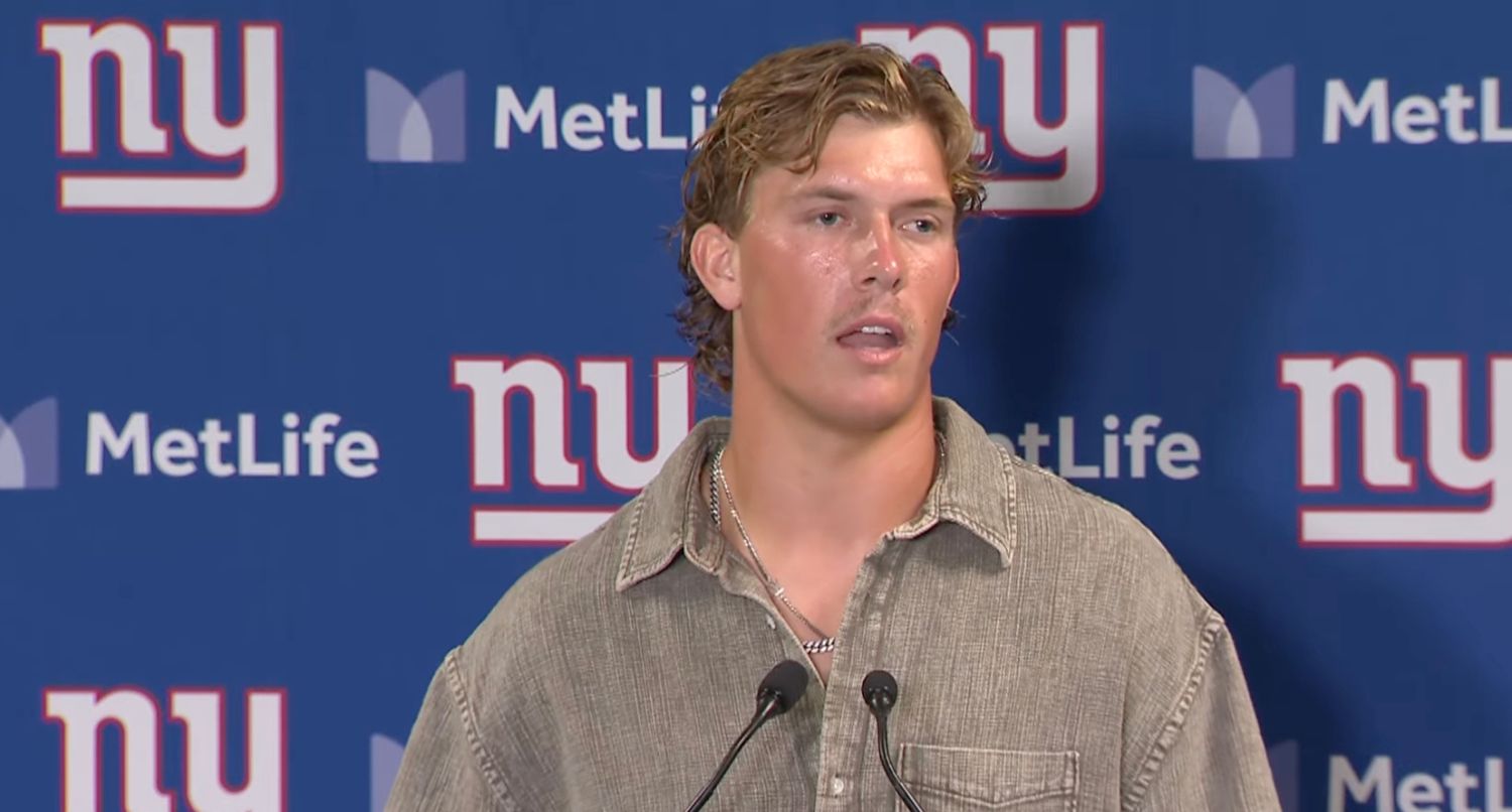 New York Giants quarterback Jaxson Dart delivers a press conference. Credit: SNY