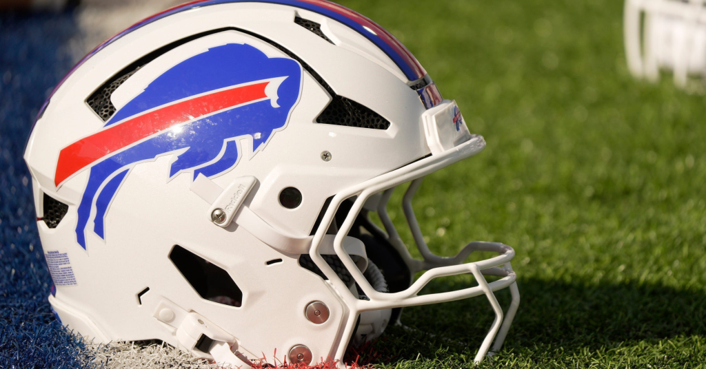 Longtime Bills radio voice John Murphy denied press box credential, suspects it’s tied to critical column