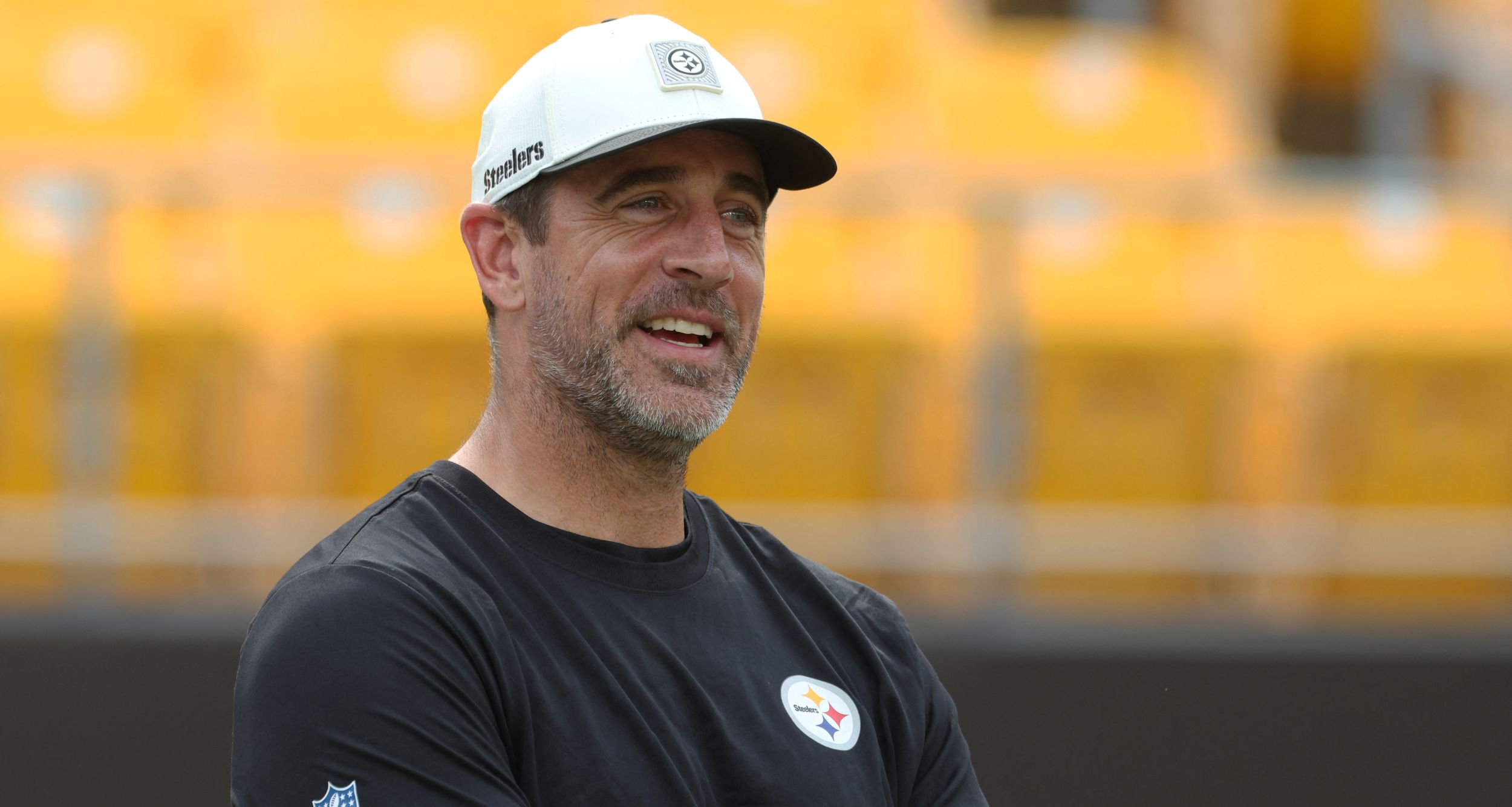 Aaron Rodgers doubles down on disappearing post - NFL