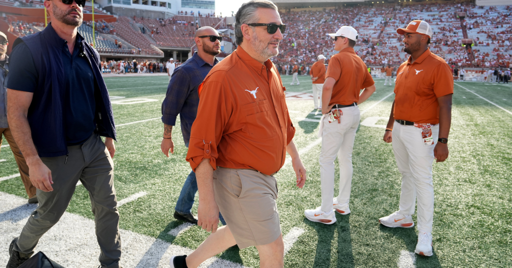 ESPN reportedly calls booking Ted Cruz on 'College GameDay' an 'easy decision"