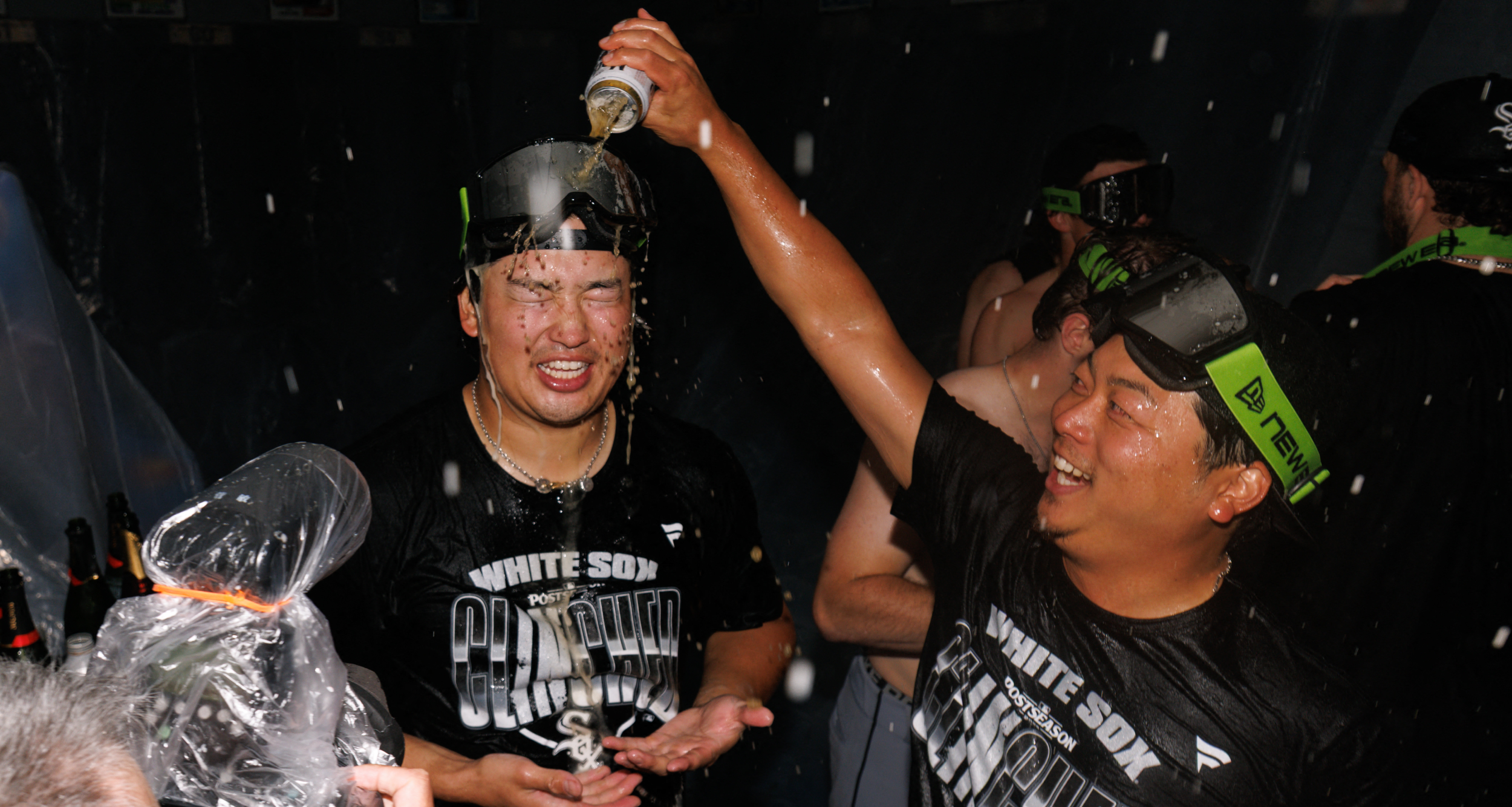 Munetaka Murakami celebrates after White Sox secure their spot in the playoffs.