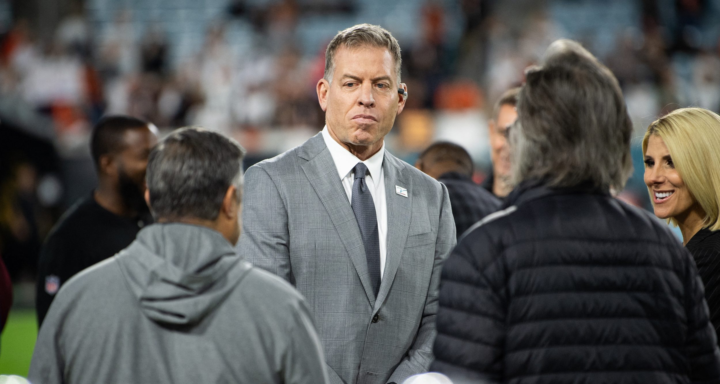 3 reasons Troy Aikman and ESPN seem like theyre heading to a divorce